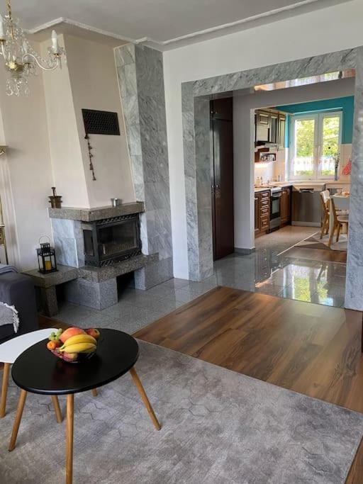 Sweet Home Cieplice Mountain View Apartament By The Main Park And Thermal Pools イェレニャ・グーラ エクステリア 写真
