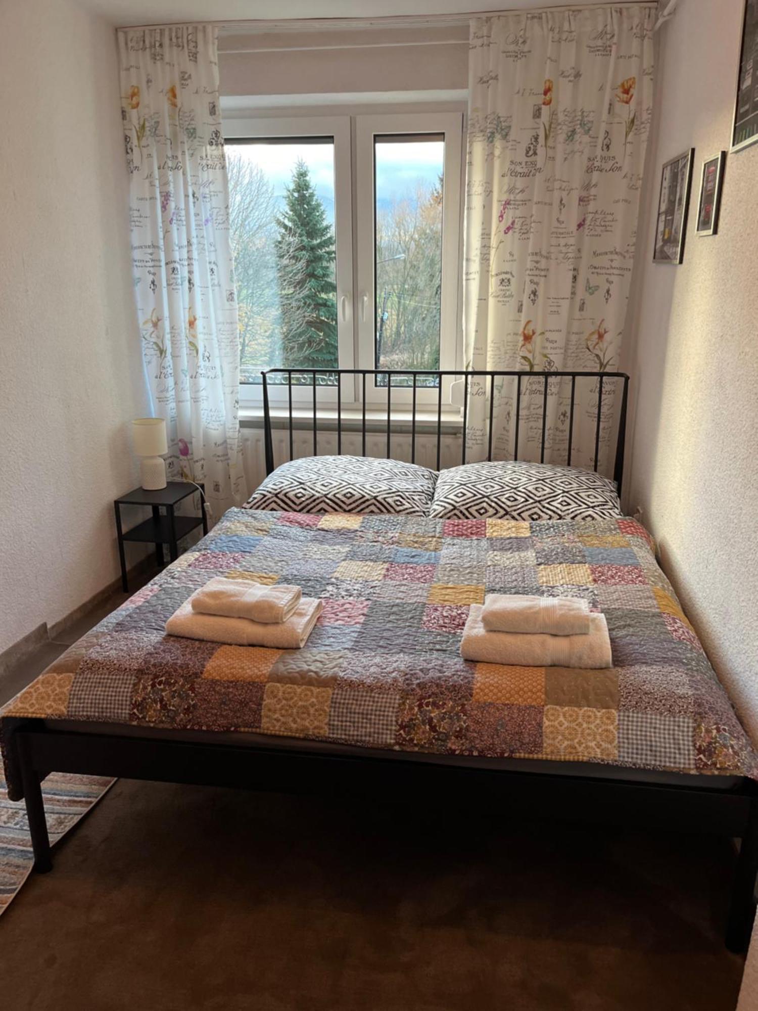 Sweet Home Cieplice Mountain View Apartament By The Main Park And Thermal Pools イェレニャ・グーラ エクステリア 写真